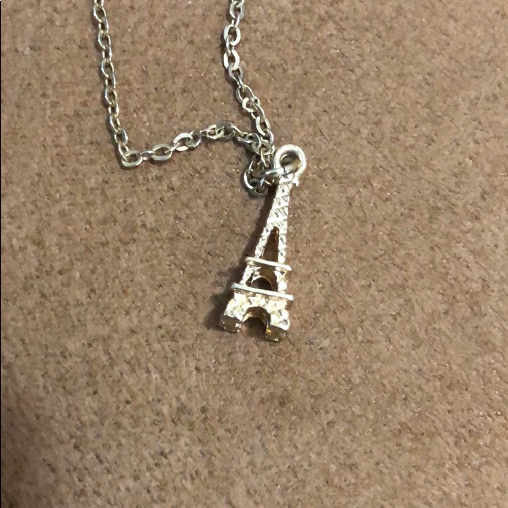 🇫🇷 Paris-Eiffel Tower Gold Necklace